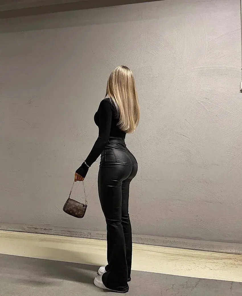 LynaLust19